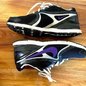 Nike Women's AirVisi Sleek Black/Purple Sneakers